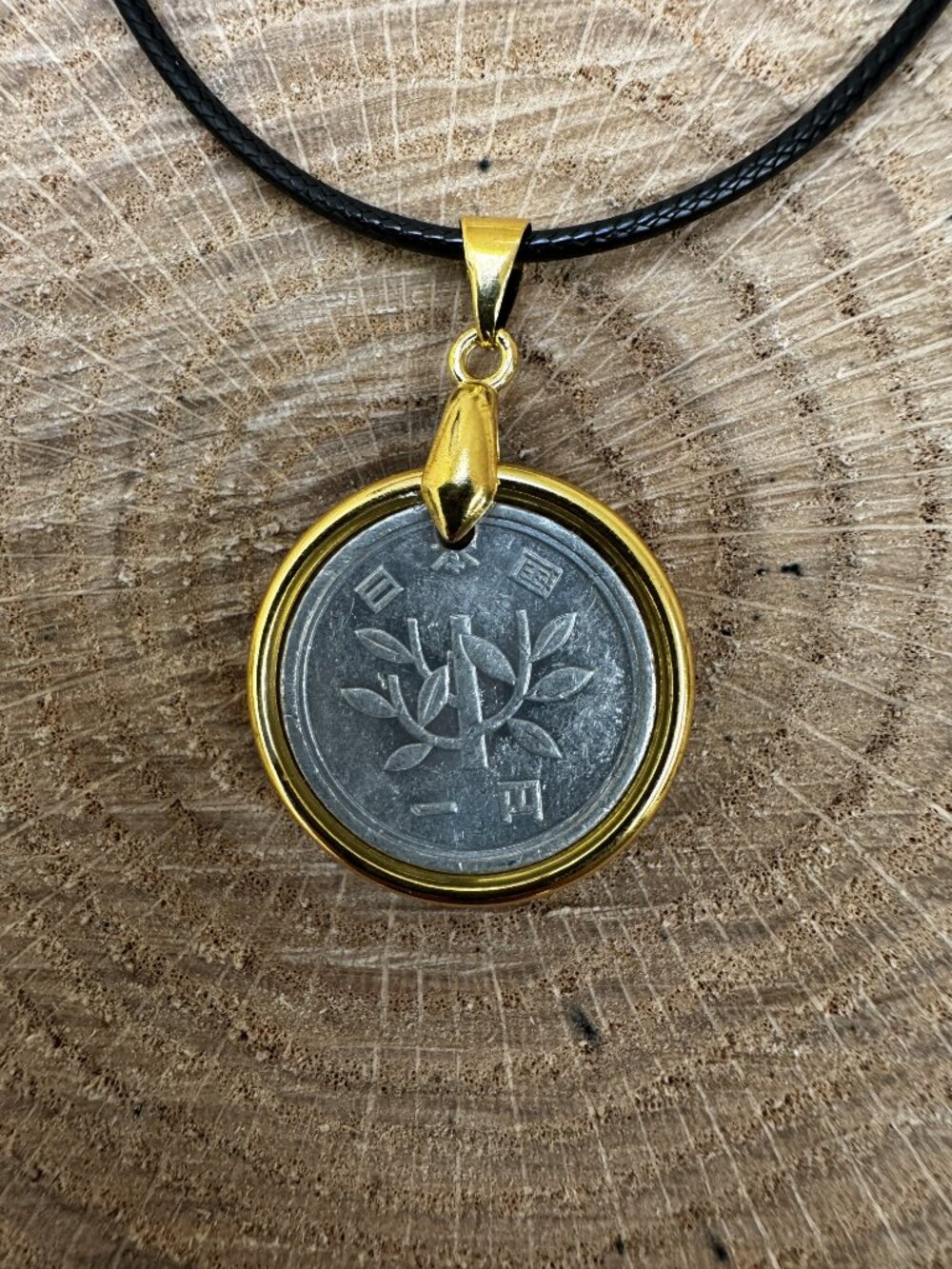 1989 Japanese 1 Yen Coin Pendant - Artisan Vintage Coin Resin Necklace